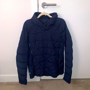 Lululemon hooded water resistant jacket pullover